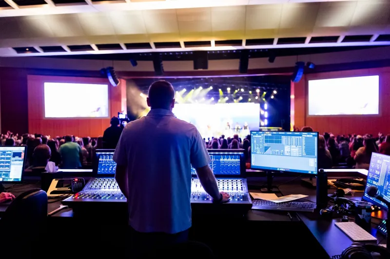The People Who Make You Feel the Music: Inside the Hidden World of Concert Lighting Design
